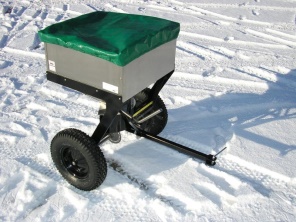 RV 200 - Rozmetadlo pro zahradní traktory